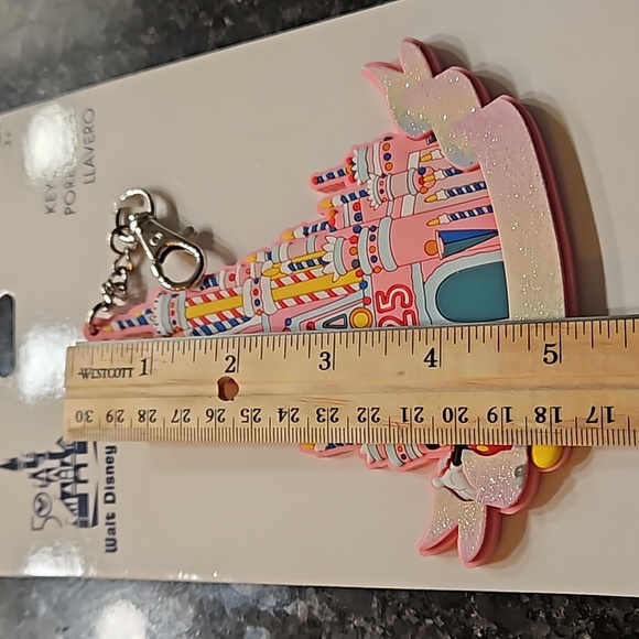 Keychain from Walt Disney World - Picture 4 of 4